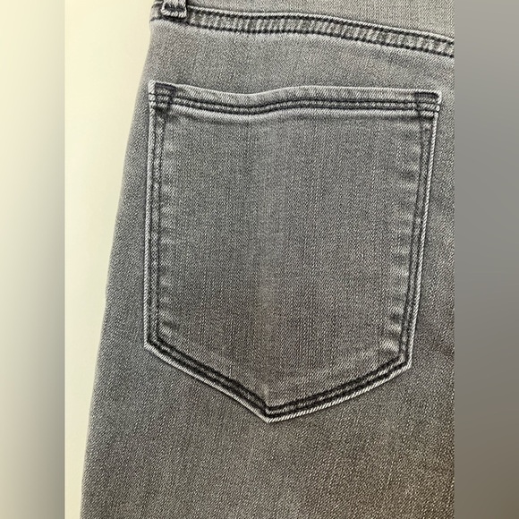 Athleta Skulptek Ultra Skinny Grey Wash Jeans High Waisted 8 Tall w/ Zip Pocket - Picture 6 of 10